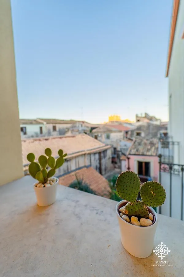 Ortigia Charming Suite Syracuse Apartment