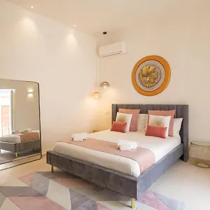 Amate By Ortigia Apartment